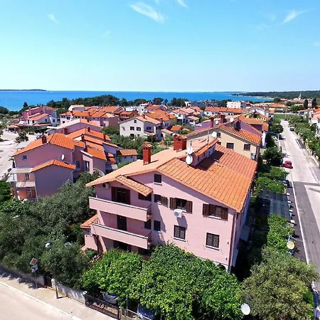 Apartment Fuer 2 Personen Ca 34 Qm In Fazana, Istrien Istrische Riviera *